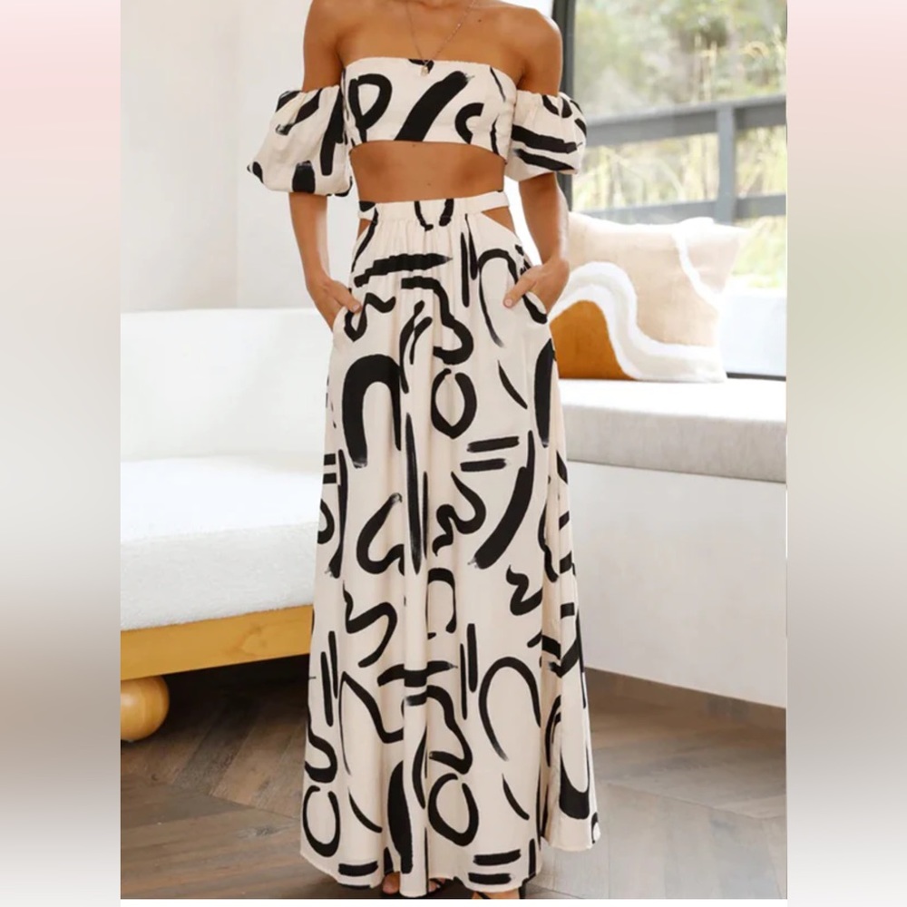 White and Black Artsy Print 2 Piece